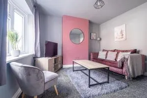 Stunning Home Ideal for comfort by Our Home Short Stays Free parking fast Wi-Fi and plenty of shops and eating options close by - Mountsorrel