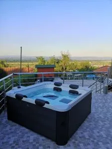 VIEW and VIBE Jagodina - Majur