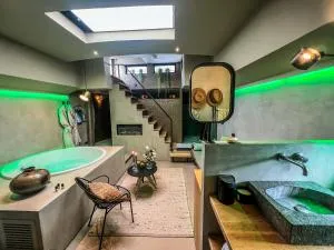 Boat & Boost Amsterdam - Schellingwoude