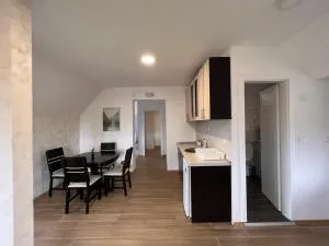 Apartmani Beli medved - Jevtići