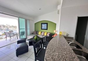 Puesta de Sol 610 - Departamento en Marina Mazatlán