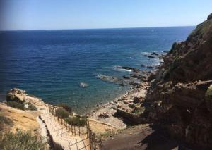 Appartements Les 2 freres - Vue mer panoramique solarium - les Sablettes : photos des chambres