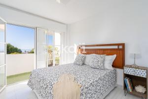 Koti Rentals - Lovely Loft Swim Pool Sea Views