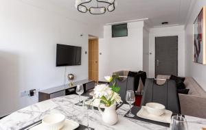 Casa Inikas -Luxurious 1 bedroom apartment Staroot