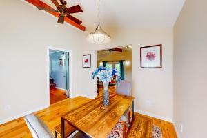 Centrally Located! Dog-Friendly San Rafael Home