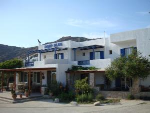 Deep Blue Rooms & Apartments Ios Greece