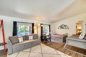 Riverfront Home with Deck, Near Mount Rainier!