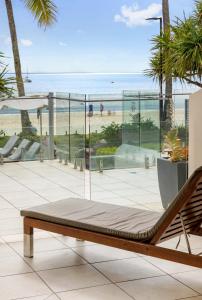 Fairshore 12: Absolute Beachfront, Direct Beach & Pool Access