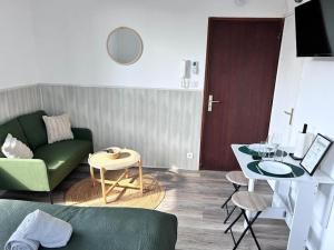 Appartements Le petit midi - Parking - Metro - Fibre - Canal : photos des chambres