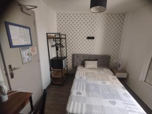 Hotels HOTEL SAVOY : photos des chambres