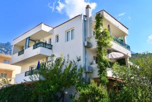 Apartments Goga