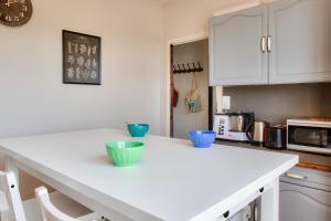 Maisons de vacances Grande maison familiale pour 8 avec jardin : photos des chambres