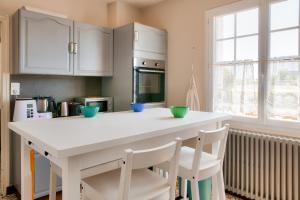 Maison familiale avec jardin & BBQ, 6 adt 2 enf