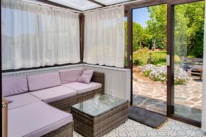 Maisons de vacances Grande maison familiale pour 8 avec jardin : photos des chambres