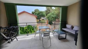 LE REVEST Terrasse Vue Mer Centre Climatisation Parking