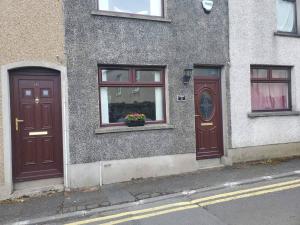 obrázek - Beautiful 2-Bed House in Larne with free parking