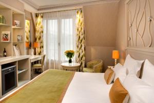 Hotels Rochester Champs Elysees : photos des chambres