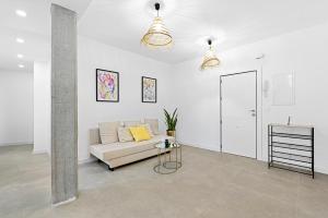 Pineapple Canasteros 7