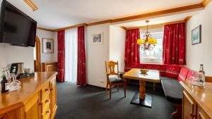 Standard Double Room room in Alpenhotel Oberstdorf - ein Rovell Hotel