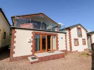 Hazelwood Lodge - Chittlehamholt