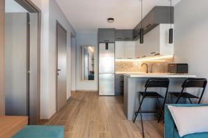 Hippocrates bound by BiNoBi!