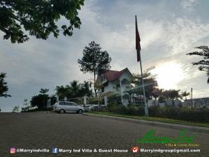 Villa Malang Puncak Buring