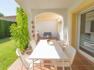 Casa Adosada Esquinera Urbanización Piscina Comunitaria