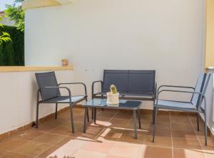 Casa Adosada Esquinera Urbanización Piscina Comunitaria