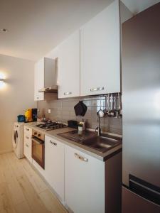 Casa di Marina, tra Etna e mare.