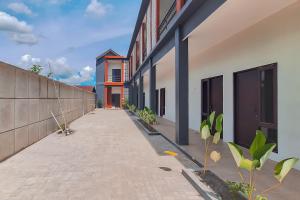 Urbanview Hotel Griya Menteng Palangkaraya by RedDoorz