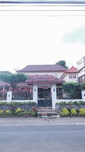 Villa Malang Gunung Kawi