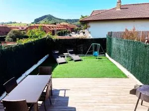 Bonito chalet a 2 Km de Liencres y playas. - Mortera