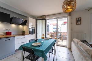 Appartements Le Marche - Appartement avec terrasse : photos des chambres