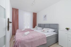 Family Apartment Droga na Bystre by Noclegi Renters