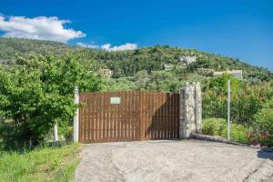 Anthia private studio a breath away from beaches