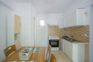 Anthia private studio a breath away from beaches