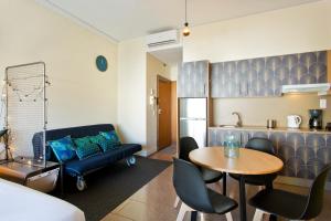 Trindade City Studio 77