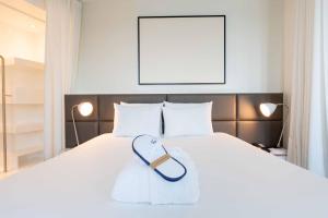 Hotels Novotel Suites Paris Expo Porte de Versailles : Suite Lit Queen-Size Exécutive avec Canapé