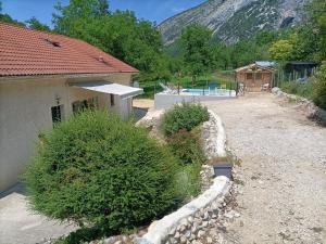 Maisons de vacances La maison dans les noyer : photos des chambres