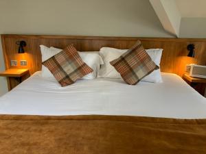 Family Room room in The Crosskeys Hotel