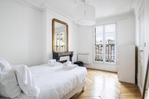 Pick A Flats Apartment near Moulin Rouge - Rue Fontaine