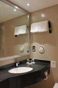 Standard Double Room room in Renaissance London Heathrow Hotel