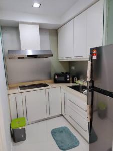 Riverbank Suites 805
