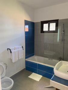 Hôtel Restaurant LE COMBAVA