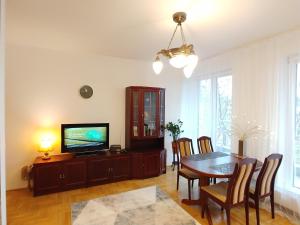 Saska Kępa Apartment