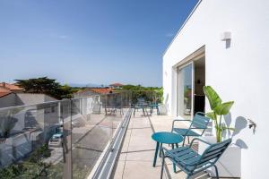 Appartements Appartement luxueux avec grande terrasse vue mer : photos des chambres