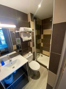 Hotels Le Strasbourg Hotel : photos des chambres