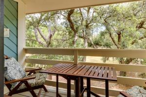 Half-Mi to Folly Field Beach Hilton Head Condo