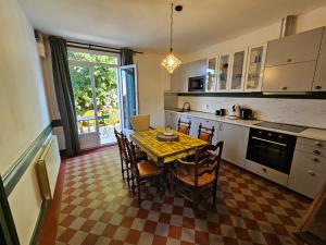 Appartements Le Jardin - Appartement 78 m² - Gite « Pres des montgolfieres » : photos des chambres