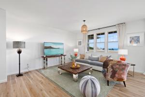 @ Marbella Lane - Serene & Lovely MT + Ocean Views